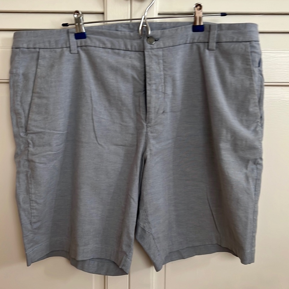 men lululemon shorts